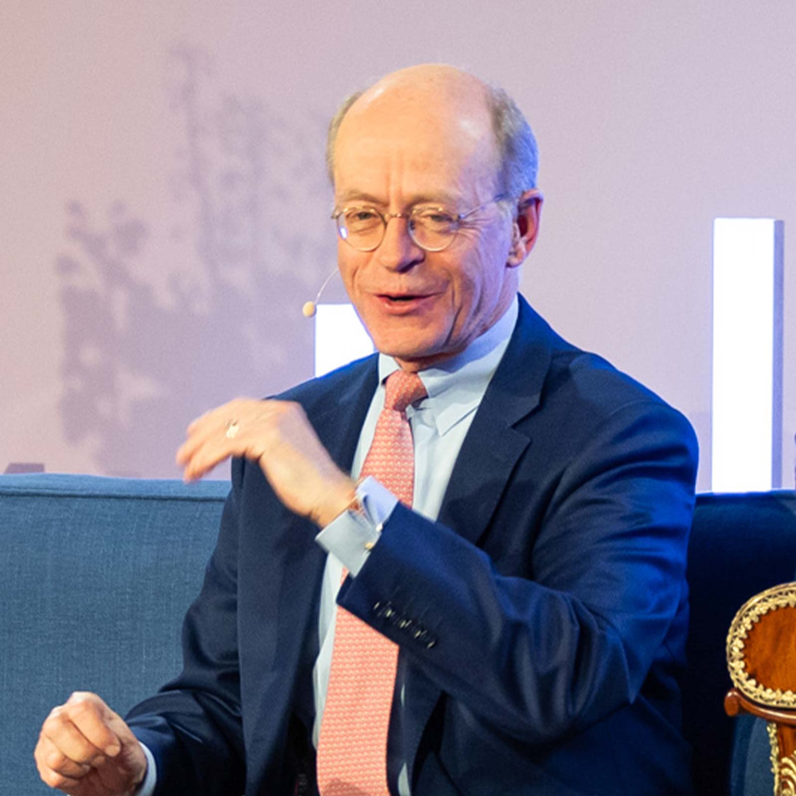 Dr. Nikolaus von Bomhard beim Metzler Zukunfts-Talk in München