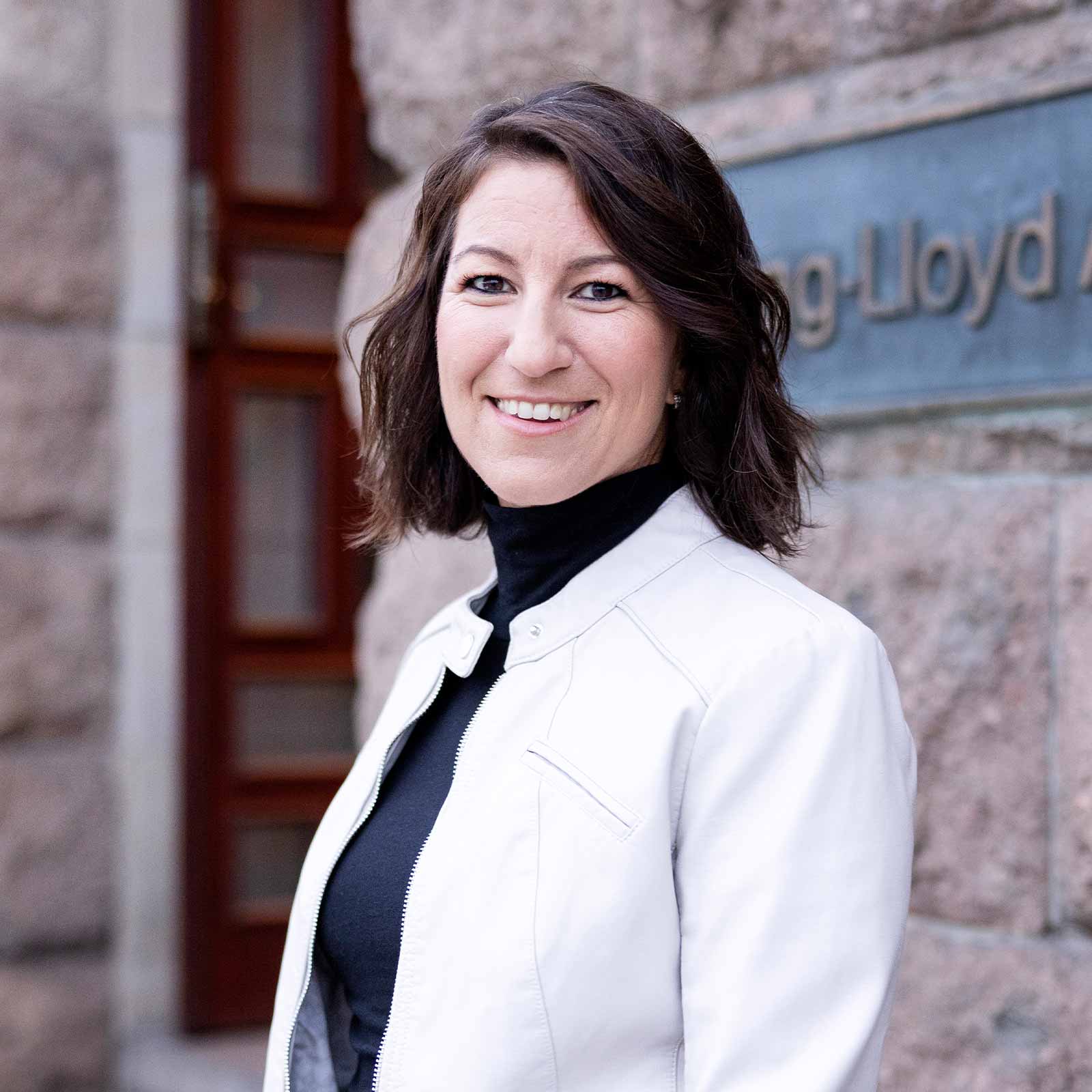 Donya-Florence Amer, Vorständin bei Hapag-Lloyd Donya-Florence Amer, Vorständin bei Hapag-Lloyd